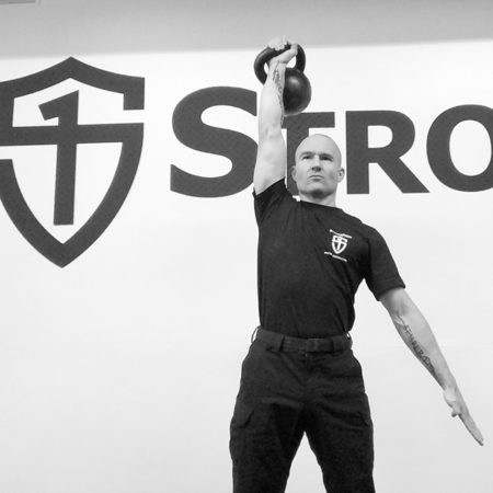 Pavel Macek, Master StrongFirst Instructor, auteur sur StrongFirst